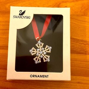 NIB Swarovski Snowflake ornament